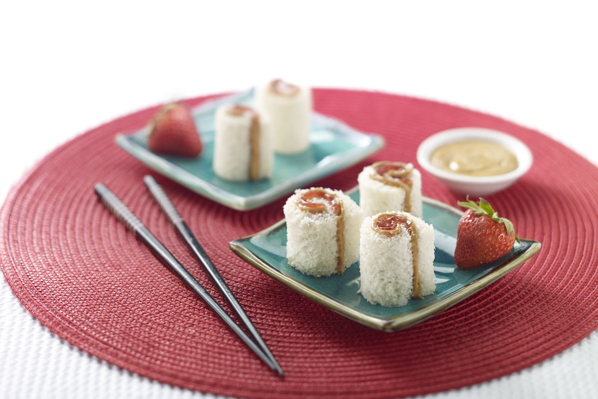 Peanut Butter “Sushi” Rolls / Gulungan 